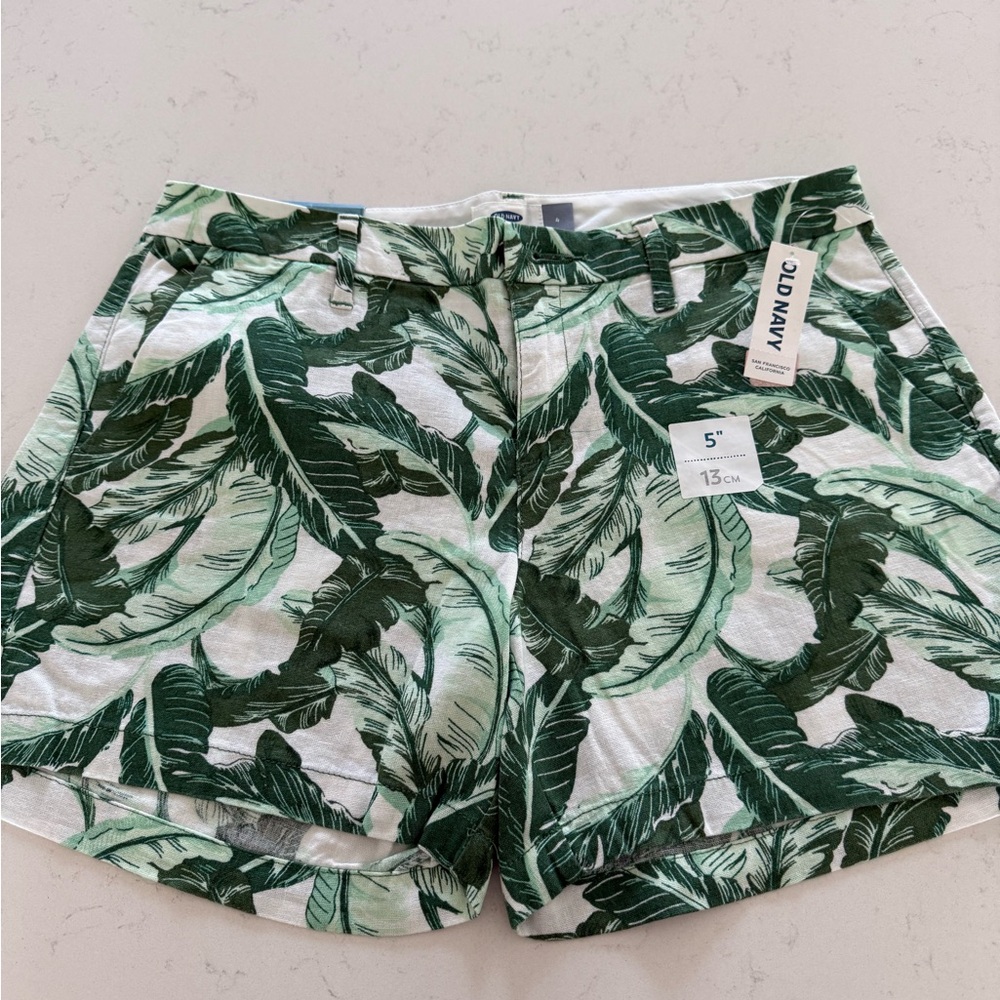 Old Navy Tropical Green Print Shorts